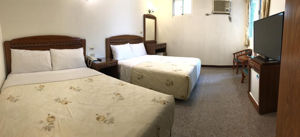 Chantai Hotel Хуалянь Экстерьер фото